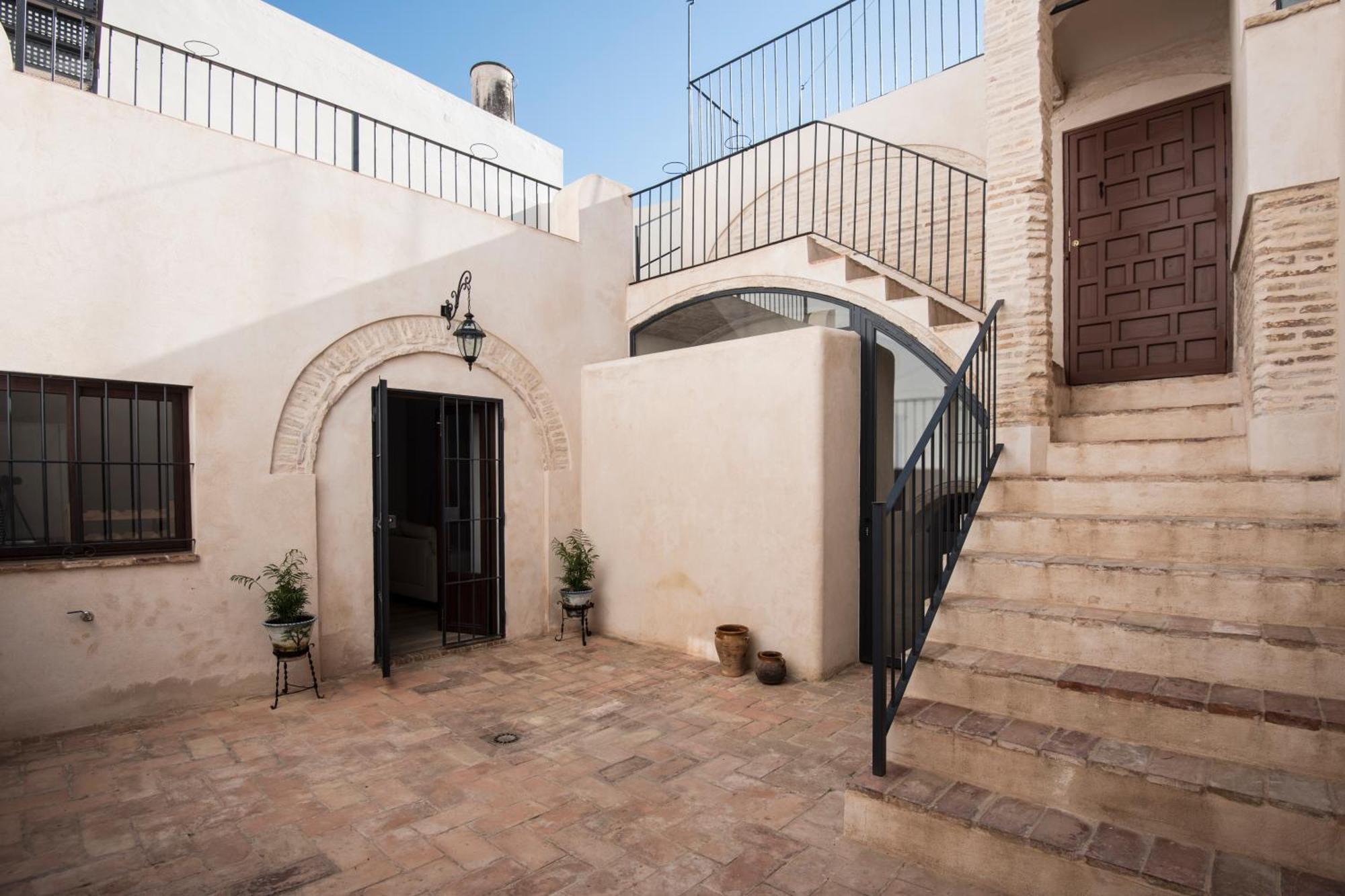 Apartamento La Casa Del Santo Carmona  Bagian luar foto
